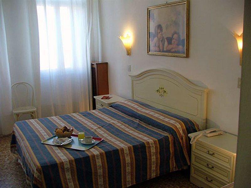 Hotel Airone Βενετία Εξωτερικό φωτογραφία